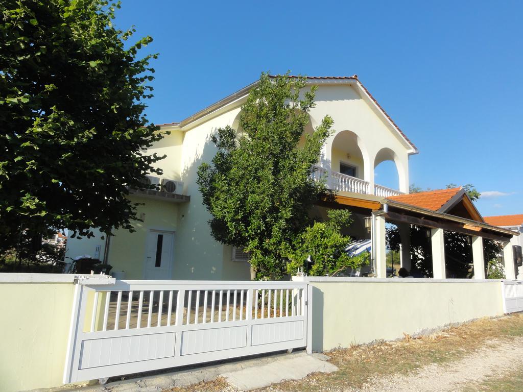 Apartments Jasna Privlaka  Exterior foto